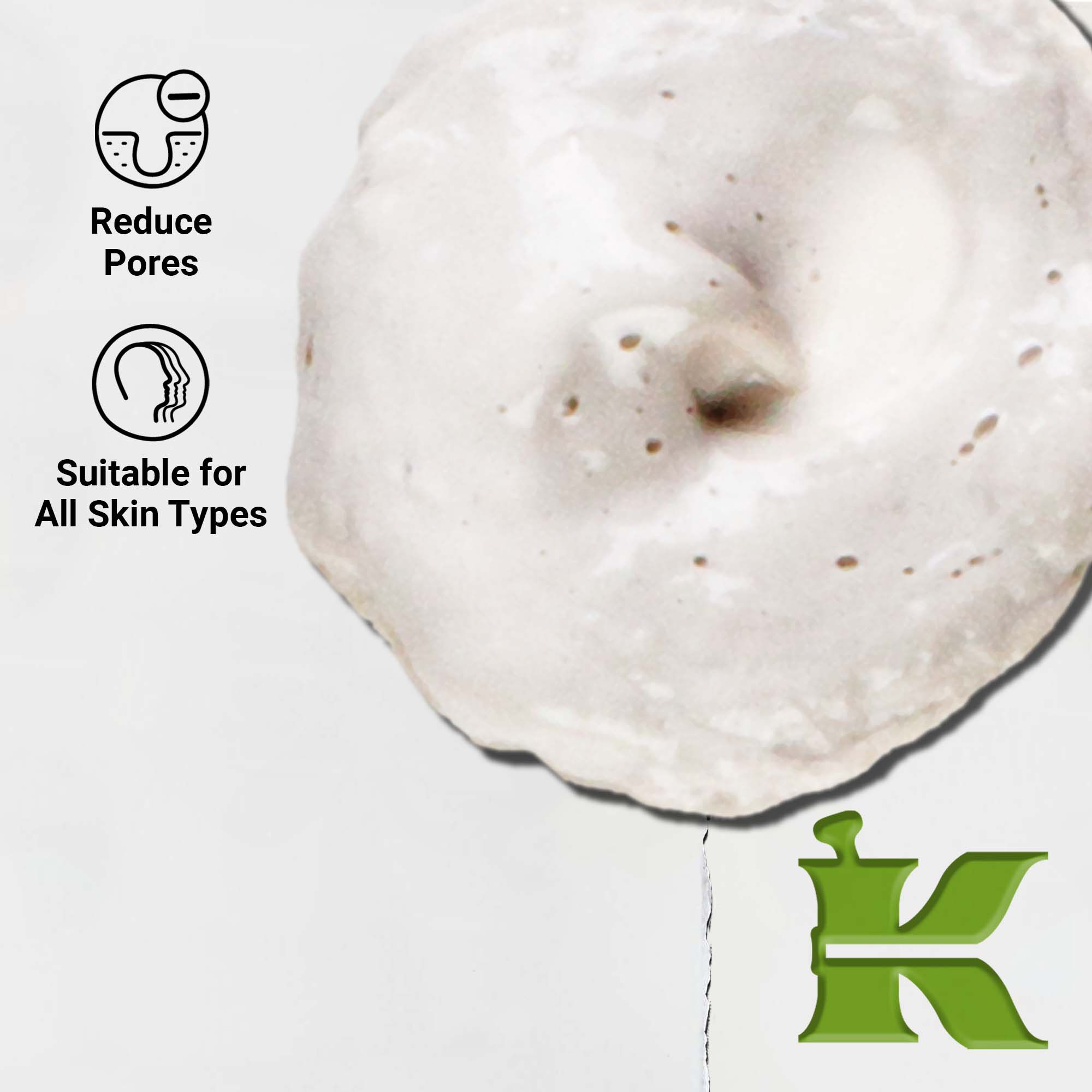 A Rare Earth Deep Pore Daily Cleanser texturajanak kozelkepe. A szoveg kiemeli a porusok melytisztitasat es azt, hogy minden bőrtipusra alkalmas.