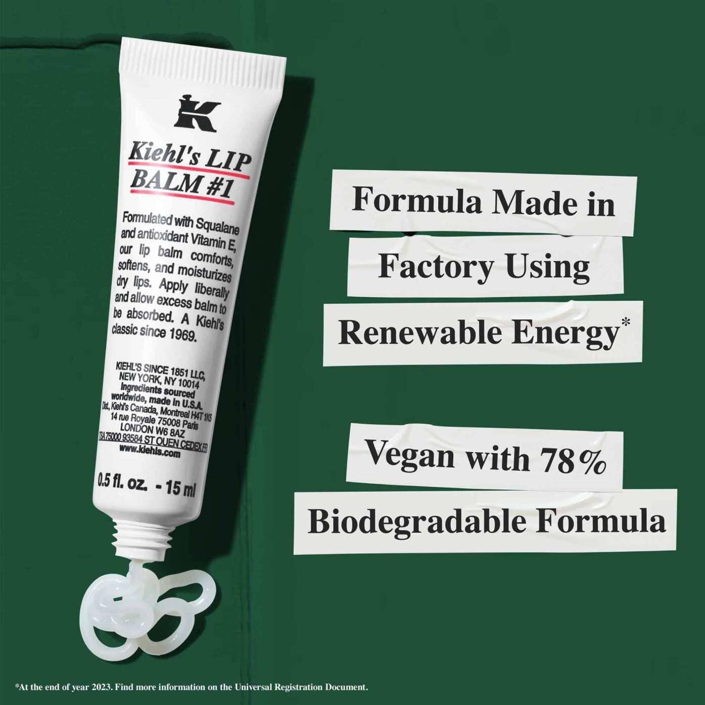 Egy Lip Balm #1 tubus a fenntarthatosagot kiemelő szoveggel: „Megujulo energiat hasznalo gyarban keszult formula” es „Vegan, 78%-ban biologiailag lebomlo formula”.